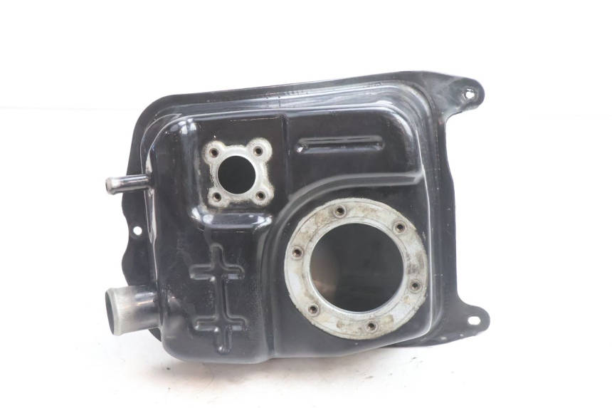 photo de DEPOSITO FUEL SYM ORBIT III 3 4T 50 (2021 - 2025) - Primer plano técnico