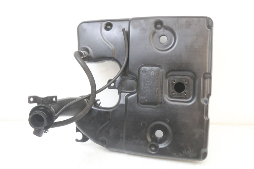 photo de DEPOSITO FUEL PEUGEOT DJANGO 125 (2014 - 2017) - Otra perspectiva