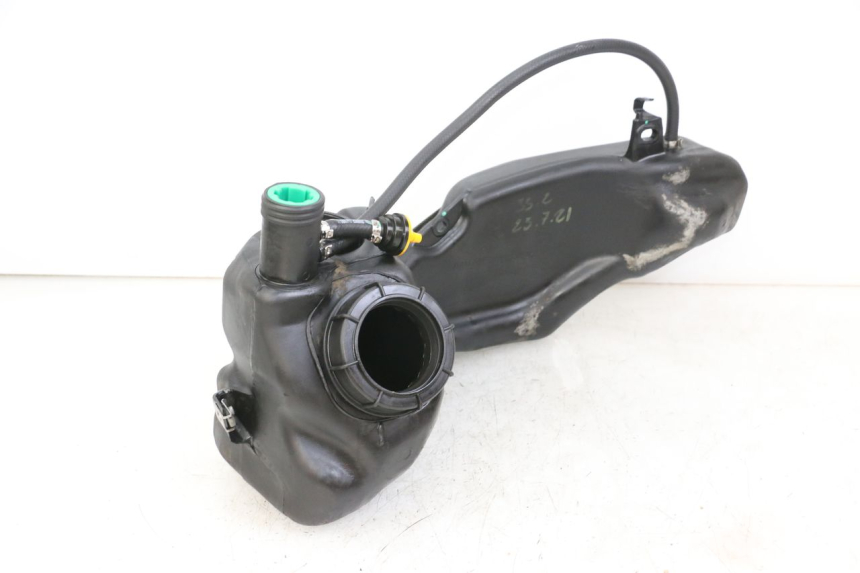 photo de DEPOSITO FUEL PIAGGIO LIBERTY IGET 4T 50 (2021 - 2025) - Zoom estado de uso