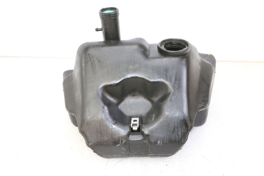 photo de DEPOSITO FUEL PIAGGIO VESPA LX 150 (2005 - 2013) - Primer plano técnico
