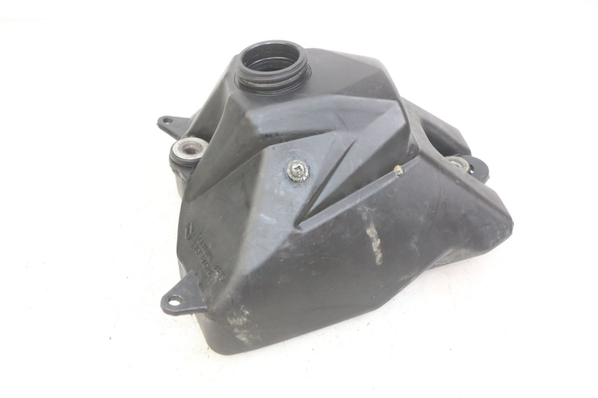 photo de DEPÓSITO DE COMBUSTIBLE YCF PILOT 125 - Vista principal