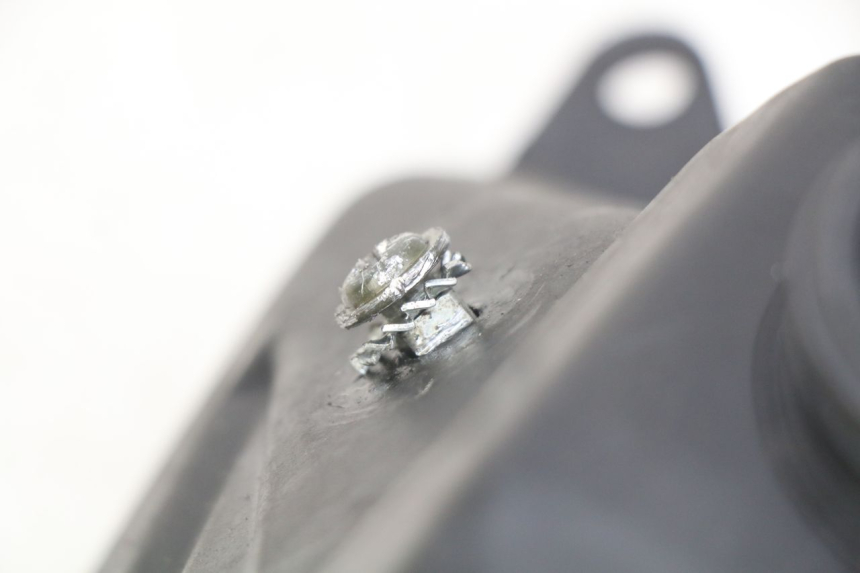 photo de DEPÓSITO DE COMBUSTIBLE YCF PILOT 125 - Otra perspectiva