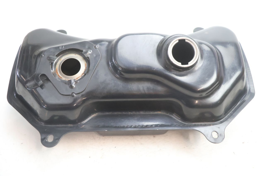 photo de DEPOSITO FUEL RAZZO QTR 50 (2011 - 2018) - Vista principal