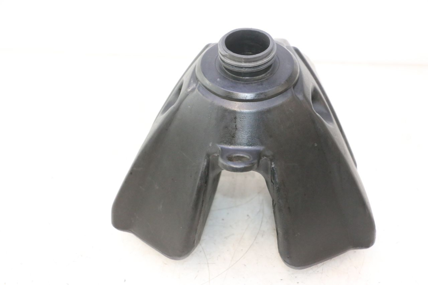 photo de DEPOSITO FUEL APOLLO RFZ 140 - Primer plano técnico