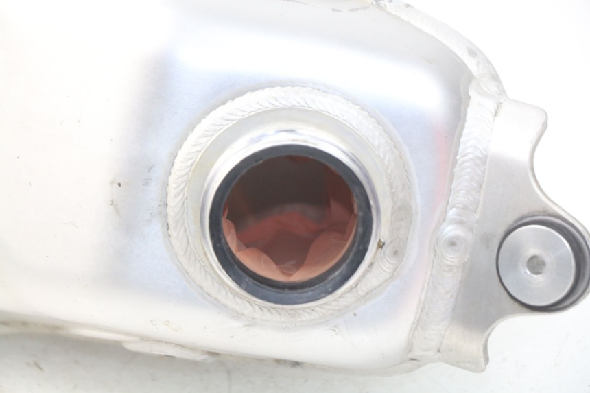 photo de DEPOSITO FUEL SUZUKI RMZ RM-Z 450 (2008 - 2011) - Zoom estado de uso