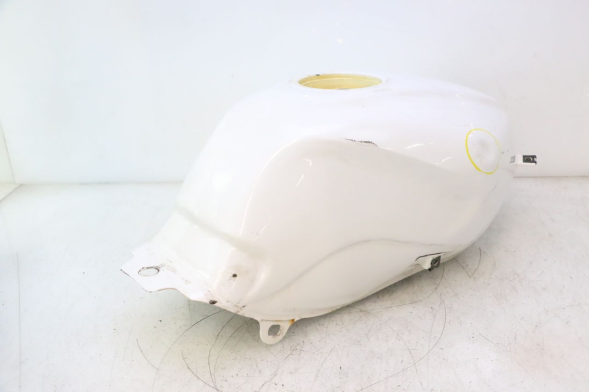 photo de DEPOSITO FUEL YAMASAKI ROADSTER 50 (2013 - 2018) - Características distintivas