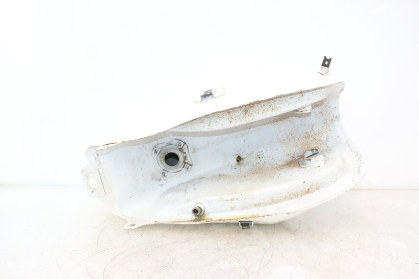 photo de DEPOSITO FUEL YAMASAKI ROADSTER 50 (2013 - 2018) - Primer plano técnico