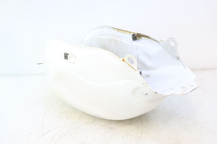 photo de DEPOSITO FUEL YAMASAKI ROADSTER 50 (2013 - 2018) - Detalles de los puntos de fijación
