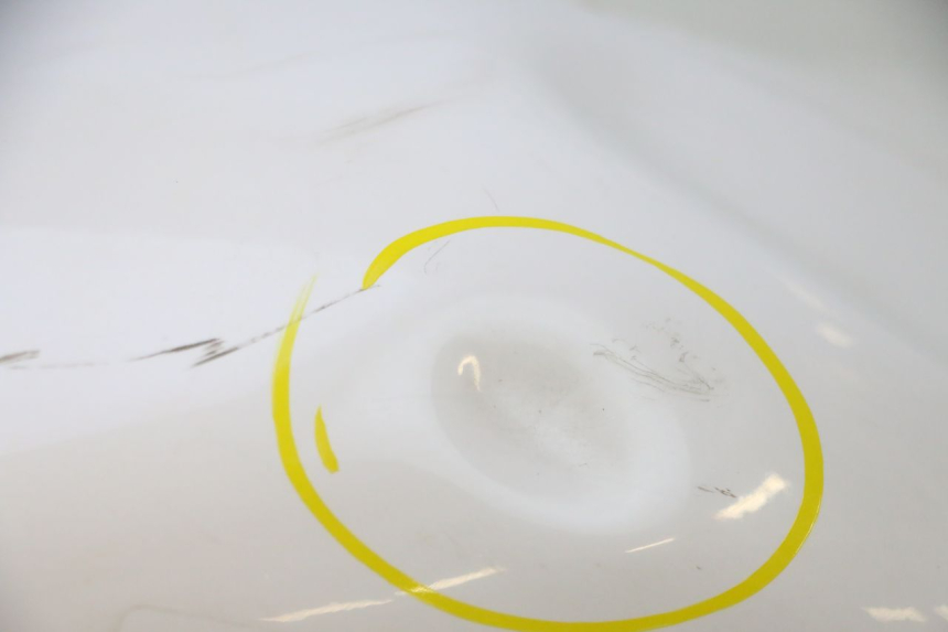 photo de DEPOSITO FUEL YAMASAKI ROADSTER 50 (2013 - 2018) - Estado de la superficie y material