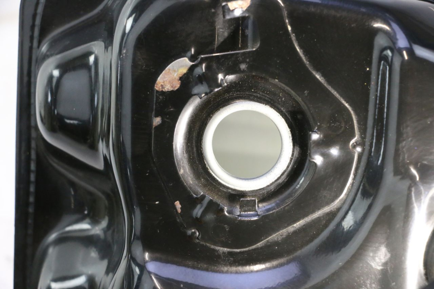 photo de DEPÓSITO DE COMBUSTIBLE TNT MOTOR ROMA 10' 4T 50 (2007 - 2018) - Zoom estado de uso