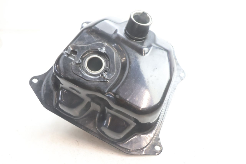 photo de DEPOSITO FUEL TNT MOTOR ROMA 12' 2T 50 (2007 - 2018) - Zoom estado de uso