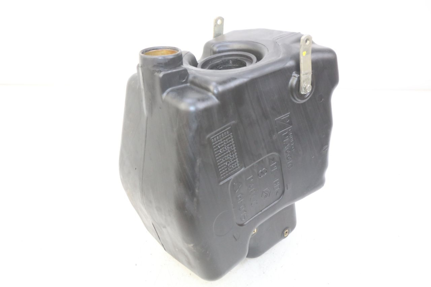 photo de DEPÓSITO DE COMBUSTIBLE GILERA RUNNER SP 50 (2009 - 2017) - Primer plano técnico