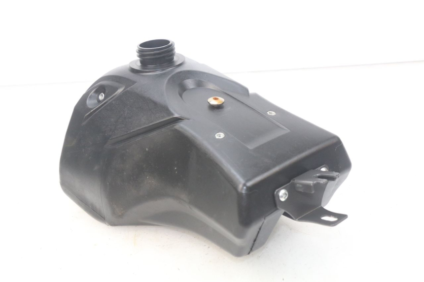 photo de DEPÓSITO DE COMBUSTIBLE APOLLO RXF 125 - Detalle de la pieza