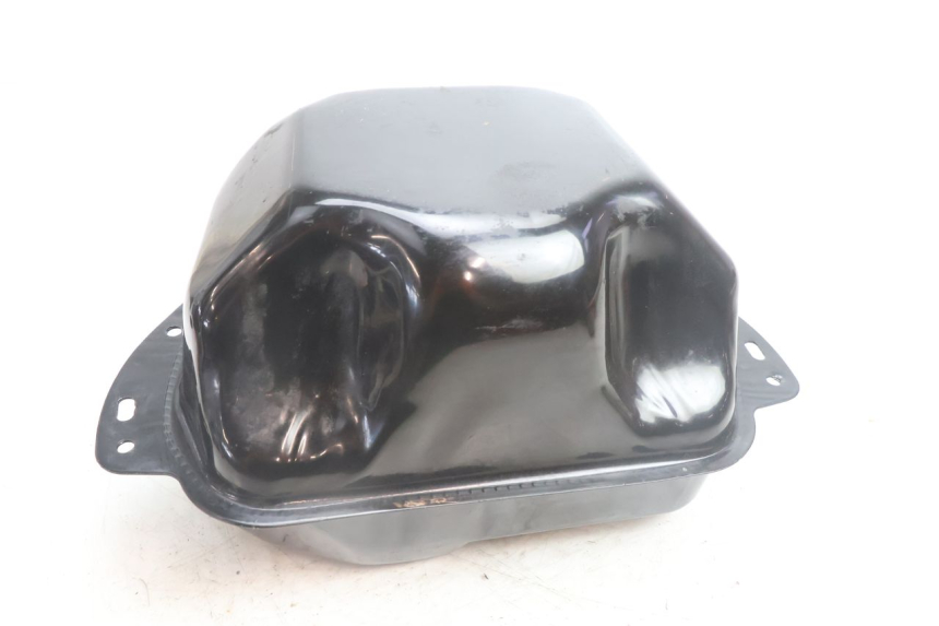 photo de DEPOSITO FUEL JM MOTORS SANTANA EVO 50 (2024 - 2026) - Estado de la superficie y material