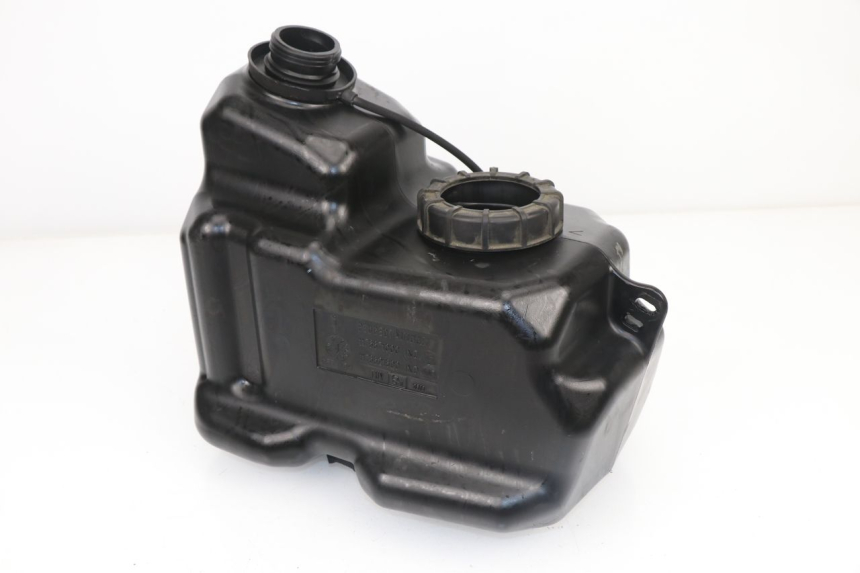 photo de DEPOSITO FUEL PEUGEOT SATELIS 125 (2006 - 2009) - Otra perspectiva