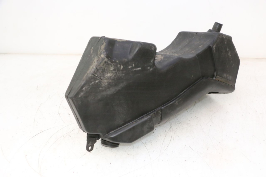 photo de DEPOSITO FUEL DERBI SENDA 50 (2003 - 2005) - Otra perspectiva