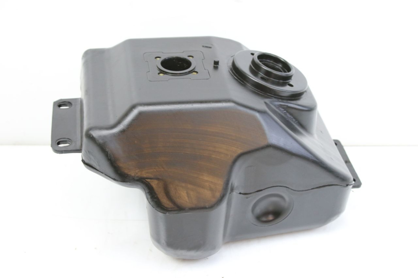 photo de DEPÓSITO DE COMBUSTIBLE KYMCO SENTO 100 (2008 - 2013) - Detalle de la pieza
