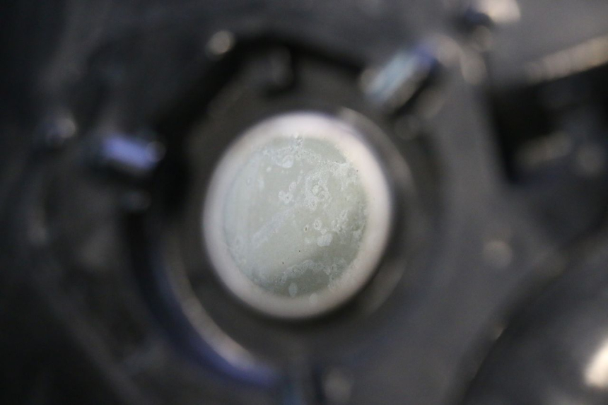 photo de DEPOSITO FUEL HONDA SH 125 (2001 - 2003) - Estado de la superficie y material