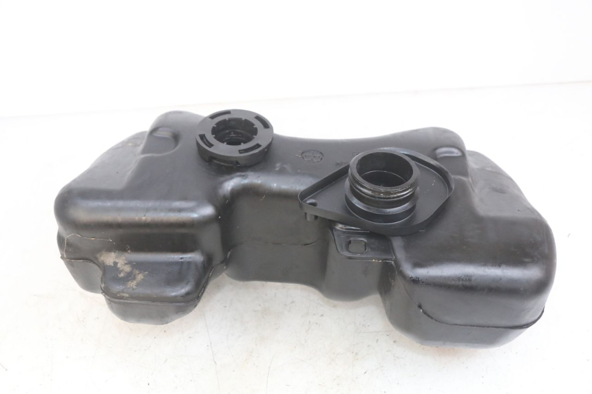 photo de DEPÓSITO DE COMBUSTIBLE PEUGEOT SPEEDFIGHT LC 50 (1996 - 2002) - Vista general del producto