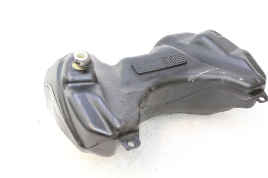 photo de DEPÓSITO DE COMBUSTIBLE PEUGEOT SPEEDFIGHT LC 50 (1996 - 2002) - Otra perspectiva