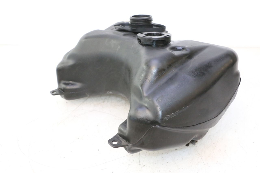 photo de DEPÓSITO DE COMBUSTIBLE PEUGEOT SPEEDFIGHT LC 50 (1996 - 2002) - Primer plano técnico