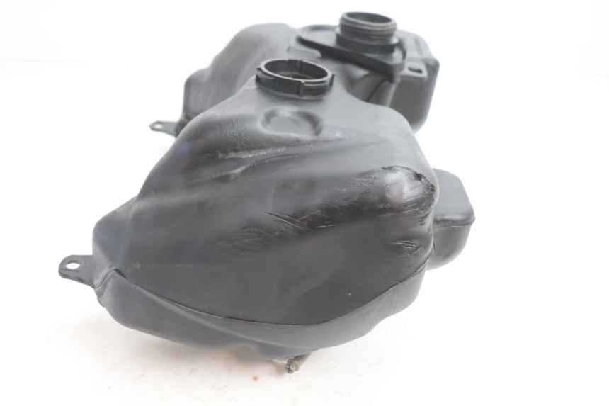 photo de DEPÓSITO DE COMBUSTIBLE PEUGEOT SPEEDFIGHT LC 50 (1996 - 2002) - Otra perspectiva