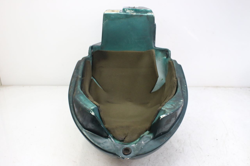 photo de DEPÓSITO DE COMBUSTIBLE TRIUMPH SPRINT ST 955 (1999 - 2001) - Primer plano técnico