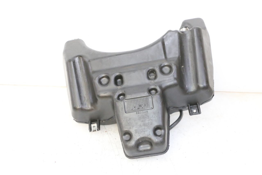 photo de DEPÓSITO DE COMBUSTIBLE APRILIA SR R 2T LC 50 (2018 - 2021) - Detalle de la pieza