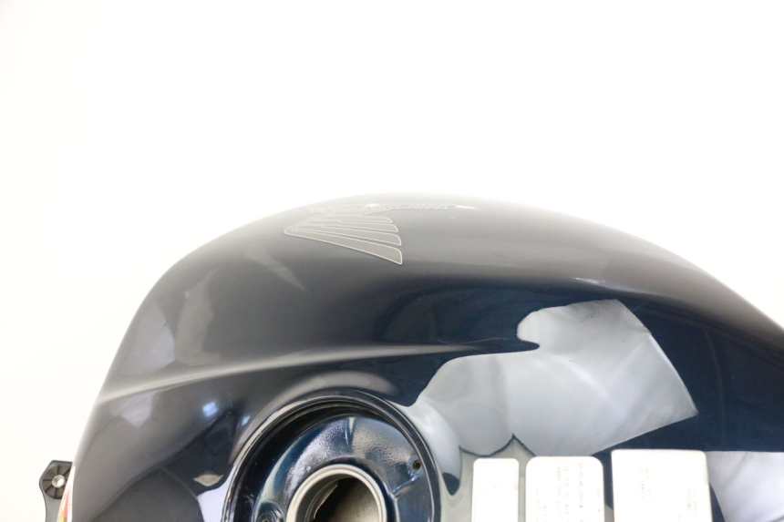 photo de DEPOSITO FUEL HONDA ST PAN EUROPEAN 1300 (2002 - 2013) - Detalle de la pieza