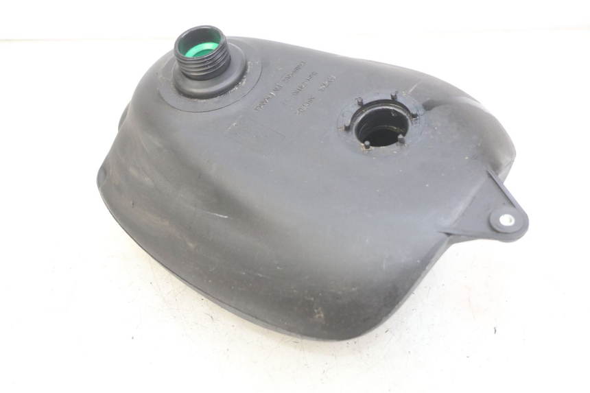 photo de DEPÓSITO DE COMBUSTIBLE MBK STUNT NAKED 50 (2004 - 2018) - Primer plano técnico