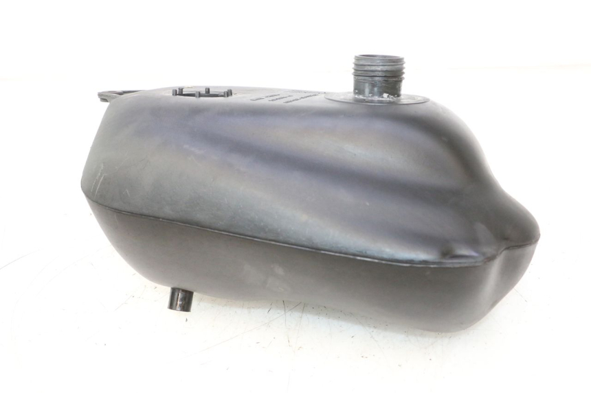 photo de DEPÓSITO DE COMBUSTIBLE MBK STUNT NAKED 50 (2004 - 2018) - Otra perspectiva
