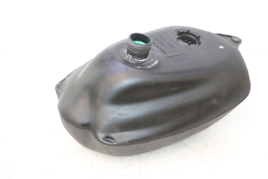 photo de DEPÓSITO DE COMBUSTIBLE MBK STUNT NAKED 50 (2004 - 2018) - Primer plano técnico