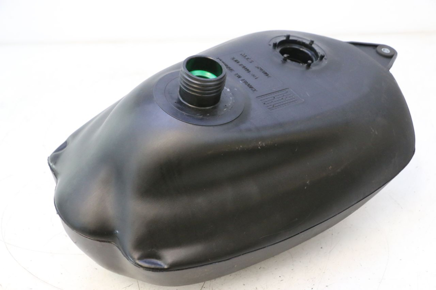 photo de DEPÓSITO DE COMBUSTIBLE MBK STUNT NAKED 50 (2004 - 2018) - Primer plano técnico