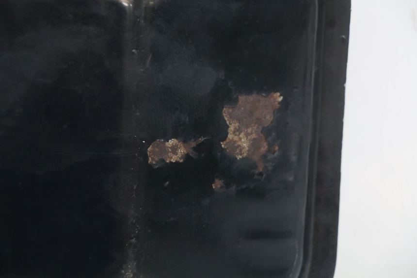 photo de DEPOSITO FUEL KYMCO SUPER 8 4T 50 (2021 - 2024) - Estado de la superficie y material