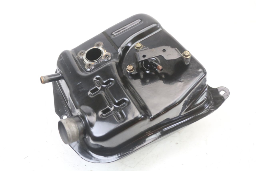 photo de DEPÓSITO DE COMBUSTIBLE SYM ORBIT III 3 4T 50 (2018 - 2021) - Zoom estado de uso