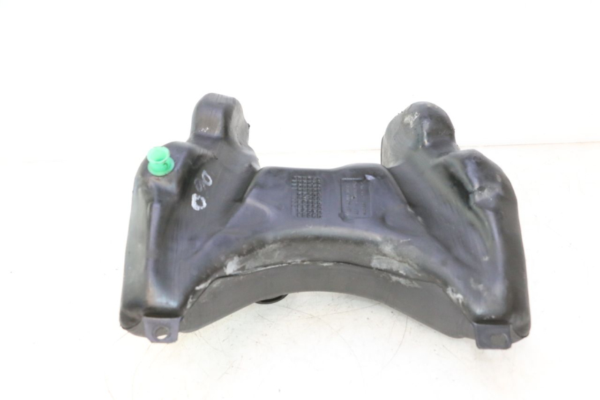 photo de DEPÓSITO DE COMBUSTIBLE PEUGEOT TREKKER 50 (1995 - 2004) - Zoom estado de uso