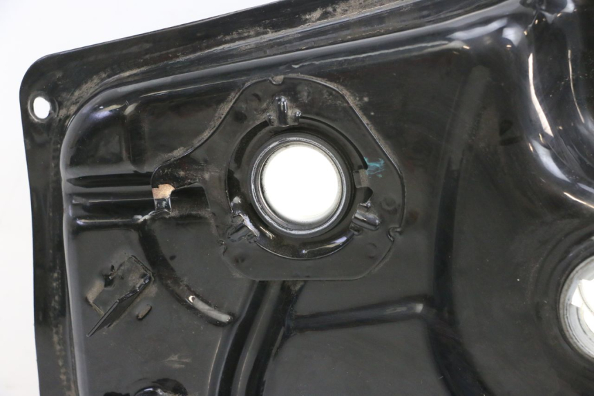 photo de DEPOSITO FUEL PEUGEOT TWEET PRO EFI 4T 50 (2021 - 2022) - Recambio usado revisado