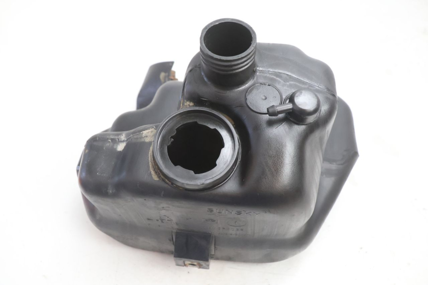 photo de DEPOSITO FUEL PIAGGIO TYPHOON 50 (2000 - 2009) - Vista principal