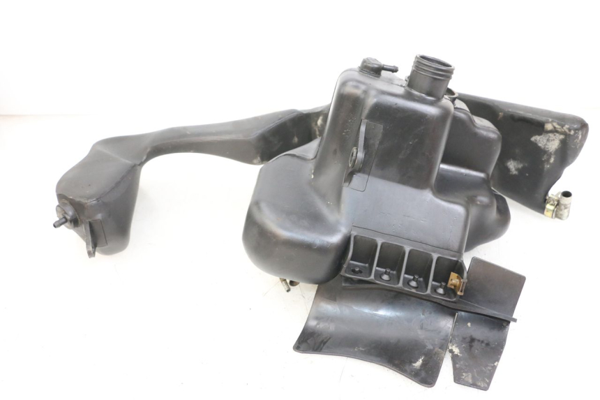 photo de DEPÓSITO DE COMBUSTIBLE PIAGGIO TYPHOON 80 (1994 - 1997) - Otra perspectiva