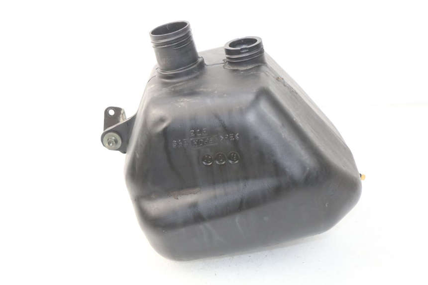 photo de DEPOSITO FUEL SUZUKI UC EPICURO 125 (1999 - 2003) - Otra perspectiva