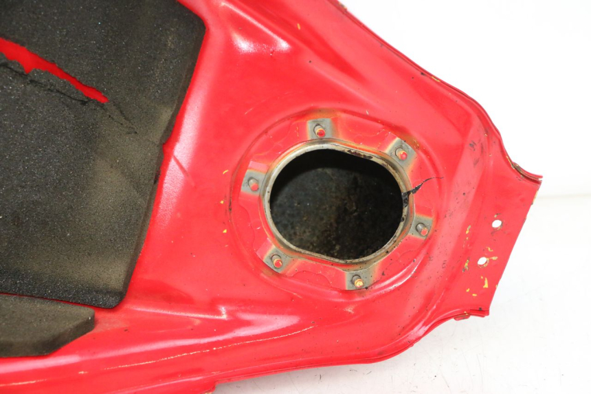 photo de DEPóSITO DE COMBUSTIBLE HONDA VFR FI RC46 800 (1998 - 2001) - Zoom sobre los componentes