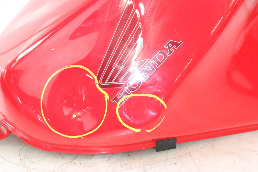 photo de DEPóSITO DE COMBUSTIBLE HONDA VFR FI RC46 800 (1998 - 2001) - Enfoque en la estructura