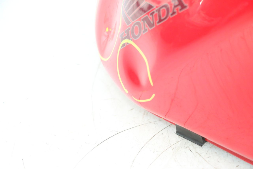 photo de DEPóSITO DE COMBUSTIBLE HONDA VFR FI RC46 800 (1998 - 2001) - Perfil de la pieza de repuesto