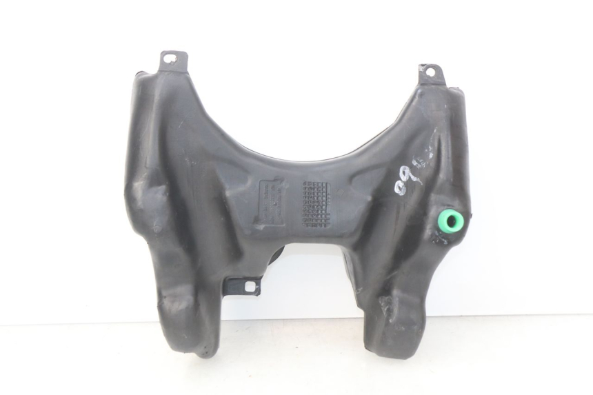 photo de DEPÓSITO DE COMBUSTIBLE PEUGEOT VIVACITY 50 (1998 - 2003) - Detalle de la pieza