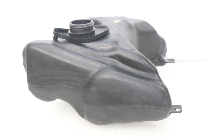 photo de DEPÓSITO DE COMBUSTIBLE PEUGEOT VIVACITY 50 (1998 - 2003) - Otra perspectiva