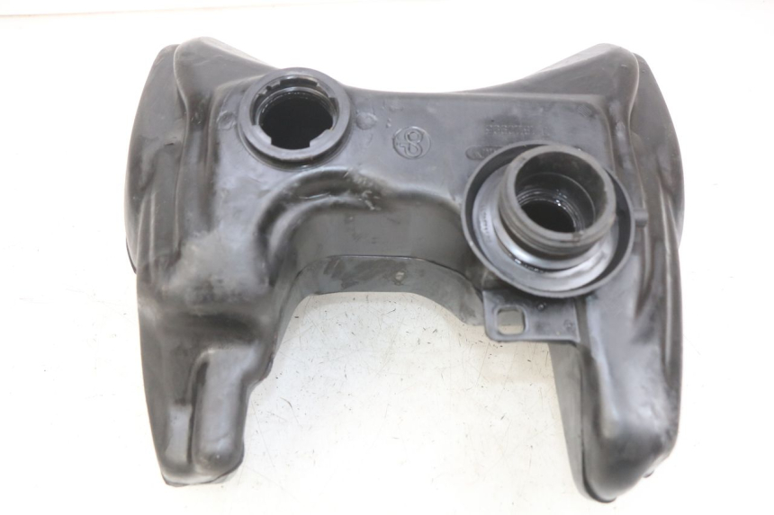 photo de DEPÓSITO DE COMBUSTIBLE PEUGEOT VIVACITY 50 (1998 - 2003) - Primer plano técnico