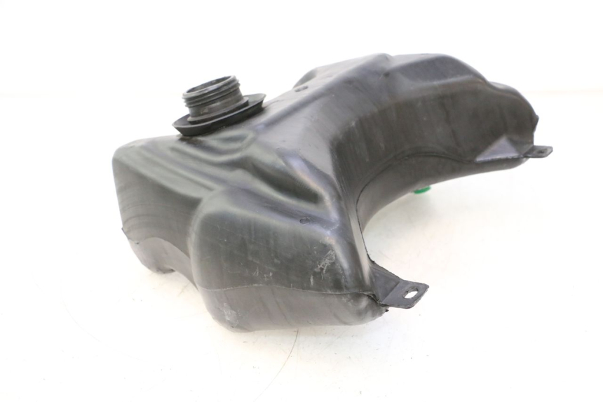 photo de DEPOSITO FUEL PEUGEOT VIVACITY 50 (2004 - 2009) - Detalles de los puntos de fijación
