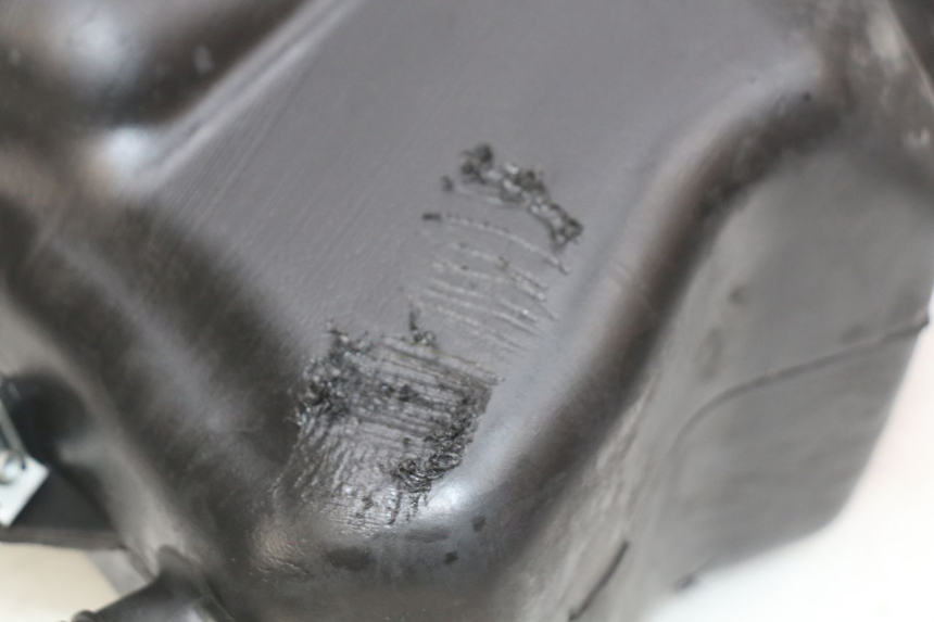 photo de DEPÓSITO DE COMBUSTIBLE PIAGGIO X9 EVOLUTION 250 (2003 - 2007) - Otra perspectiva