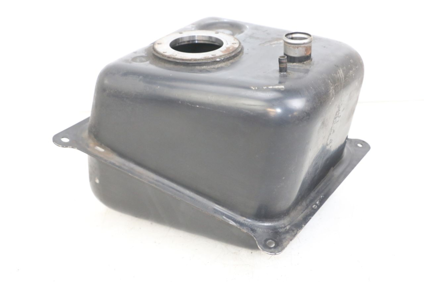 photo de DEPOSITO FUEL KYMCO XCITING 250 (2006 - 2009) - Detalles de los puntos de fijación