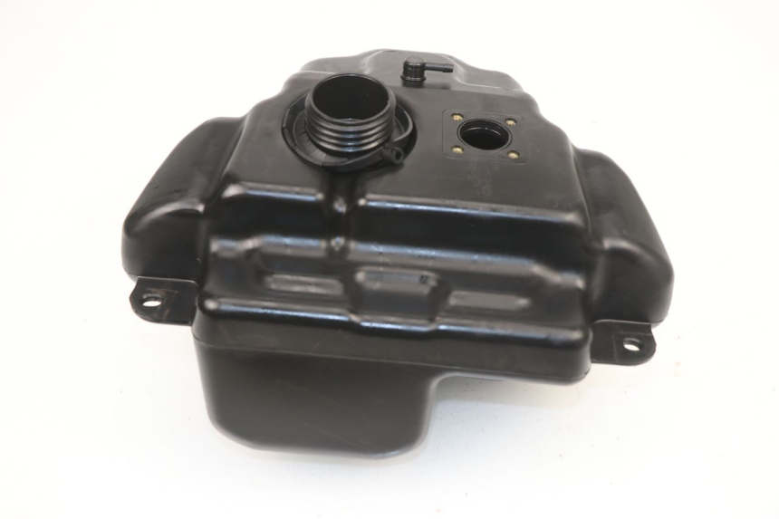 photo de DEPOSITO FUEL RAZZO XENON 4T 50 (2008 - 2012) - Primer plano técnico